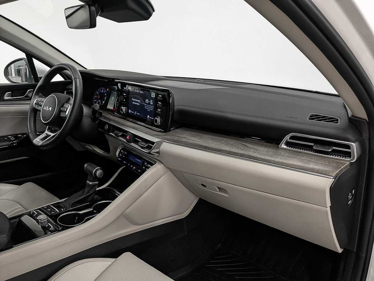 Kia K5 2022 года с пробегом. Фото: #11