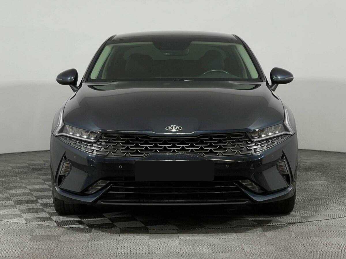 Kia K5 2021 года с пробегом. Фото: #1
