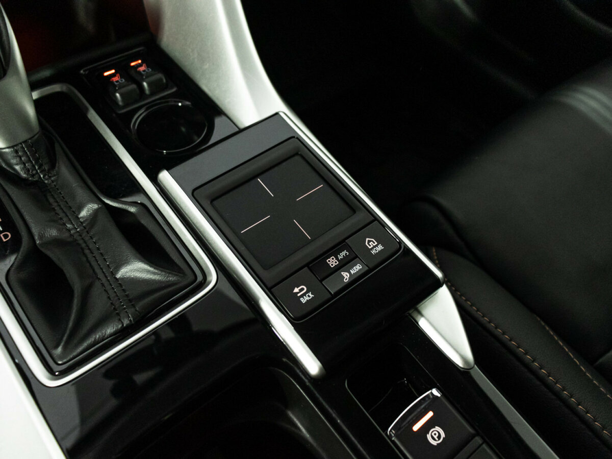 Mitsubishi Eclipse Cross 2018 года с пробегом. Фото: #16