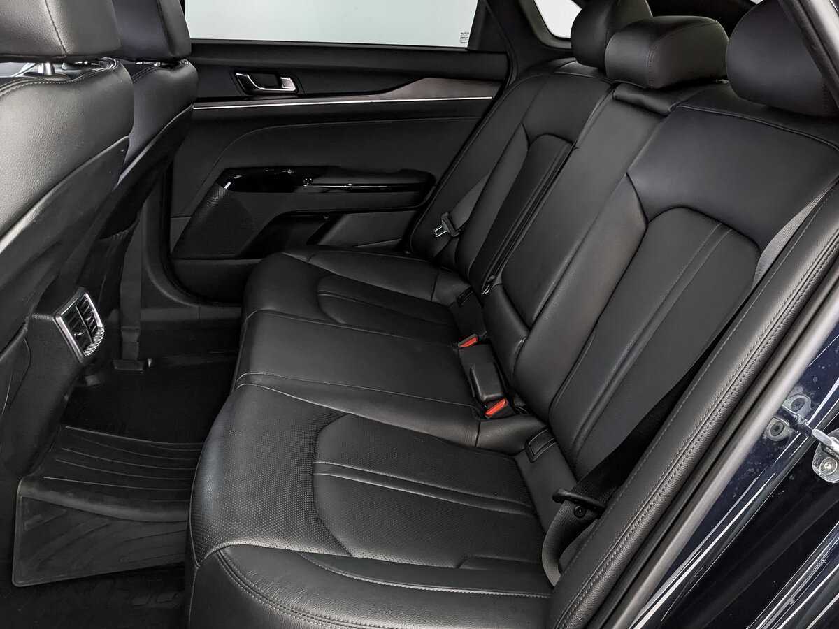 Kia K5 2021 года с пробегом. Фото: #17