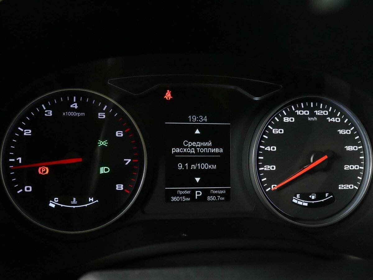 Москвич 3 2023 года с пробегом. Фото: #10