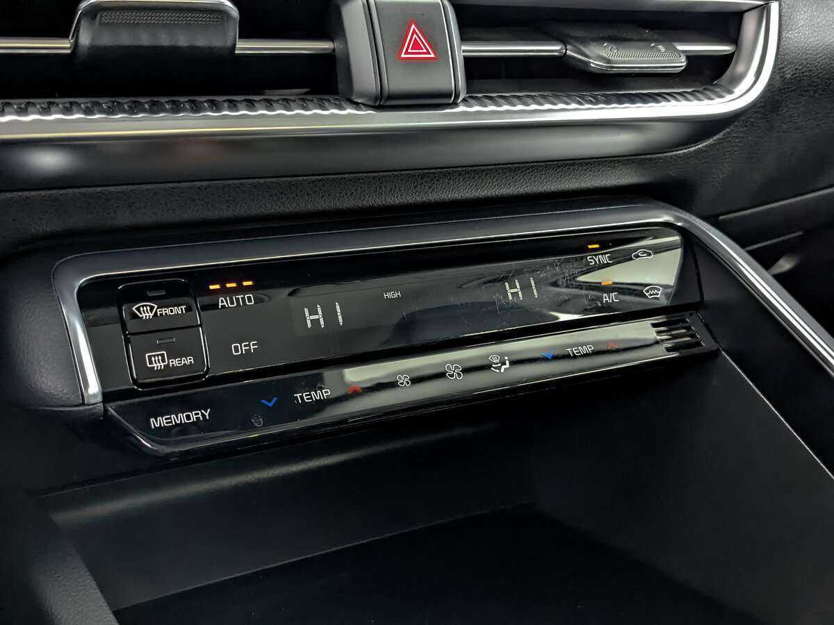 Kia K5 2021 года с пробегом. Фото: #23