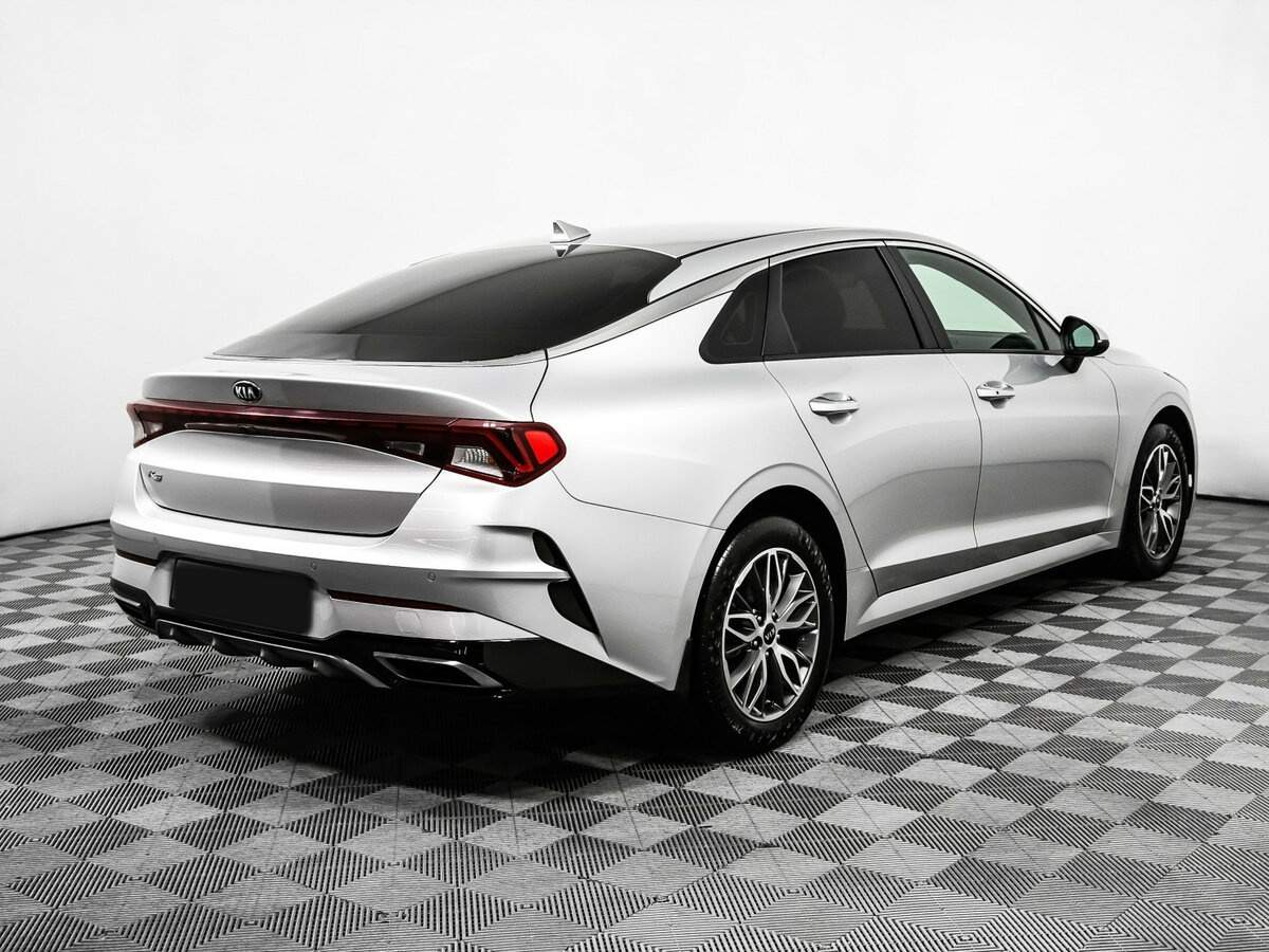 Kia K5 2021 года с пробегом. Фото: #4