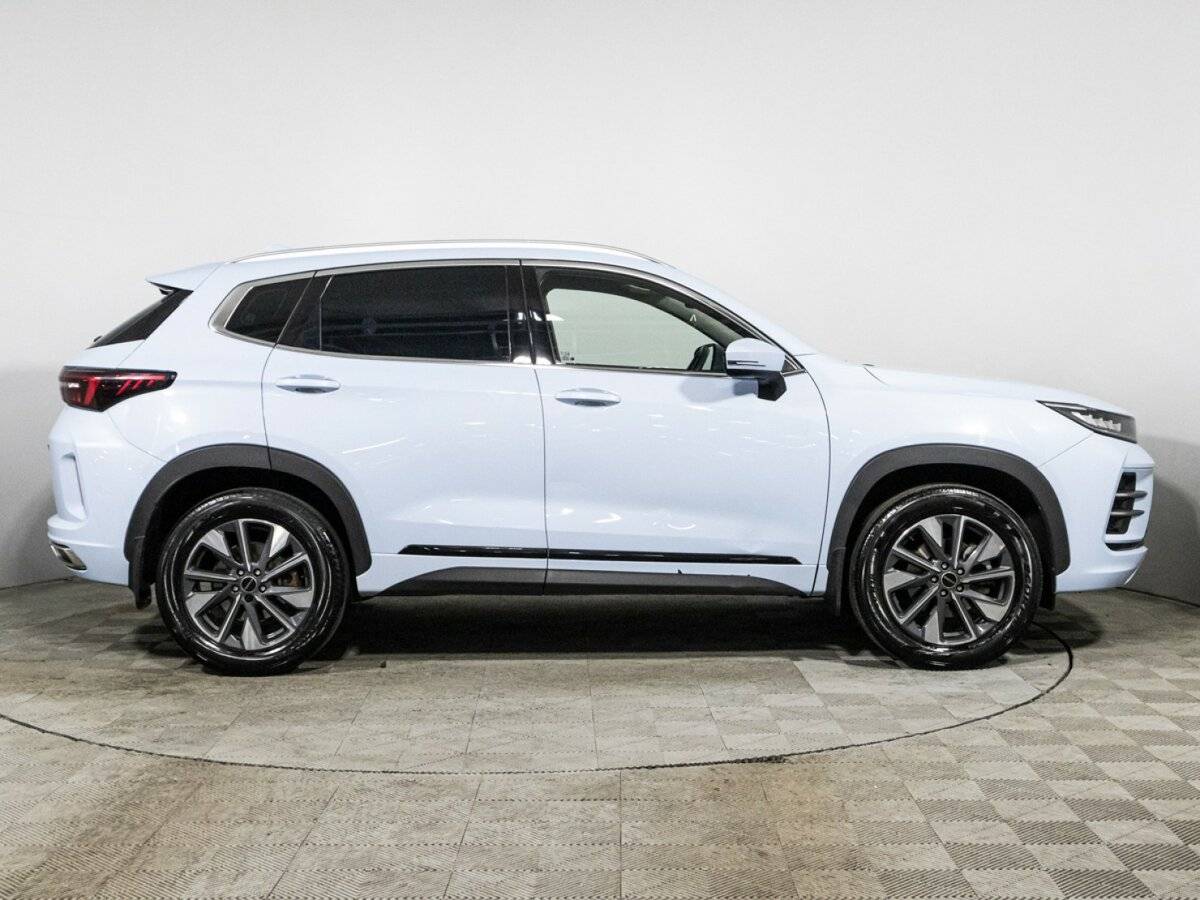 EXEED LX 2023 года с пробегом. Фото: #3