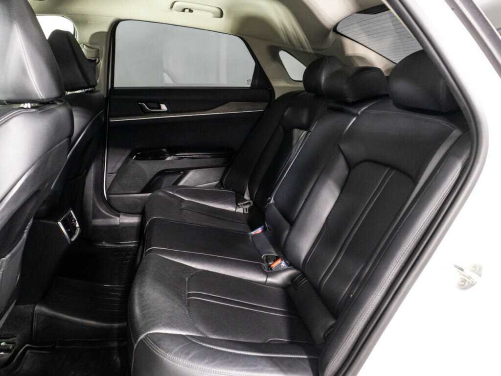 Kia K5 2021 года с пробегом. Фото: #9