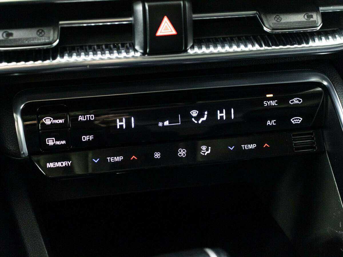 Kia K5 2020 года с пробегом. Фото: #18