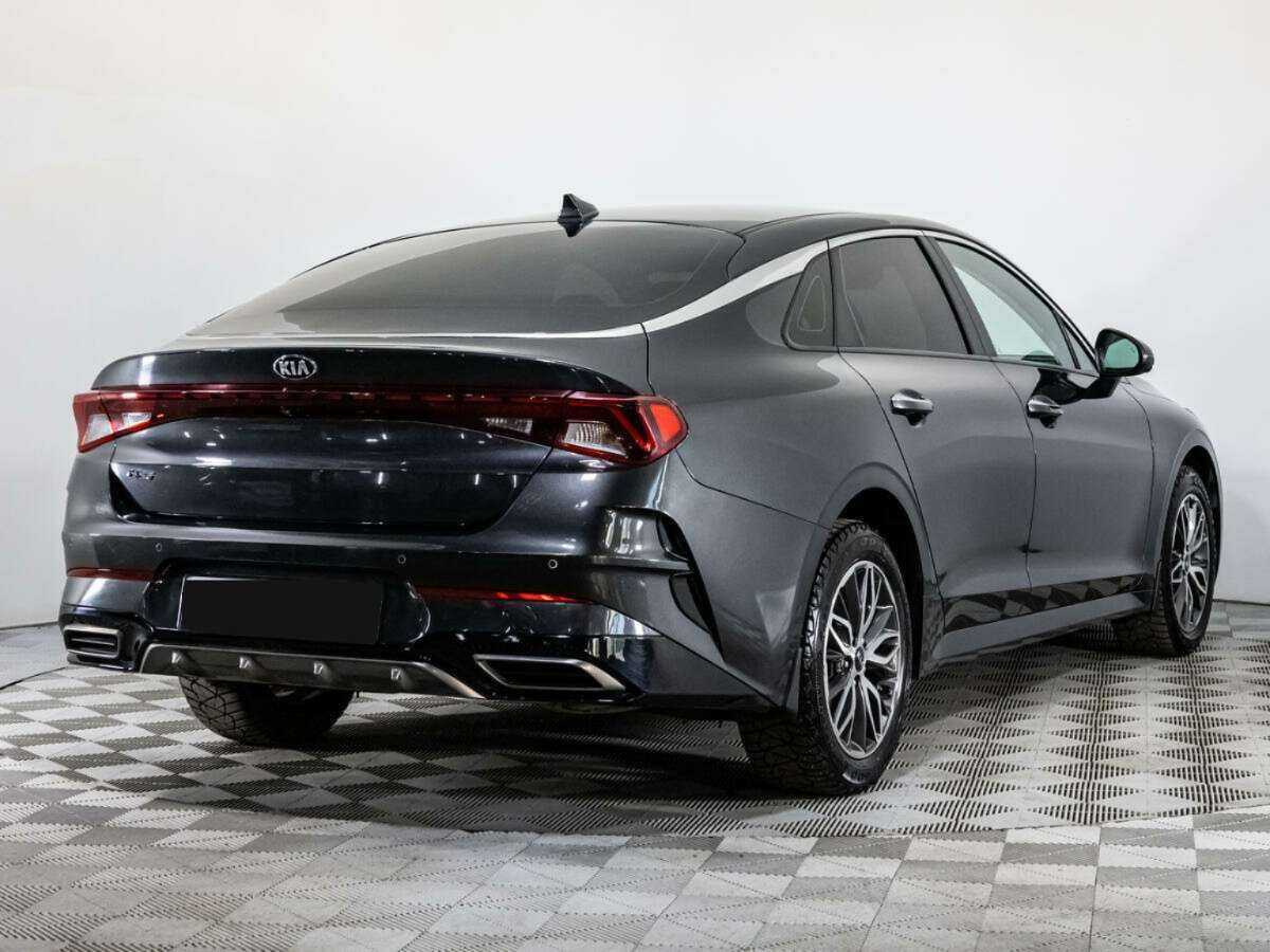 Kia K5 2021 года с пробегом. Фото: #3
