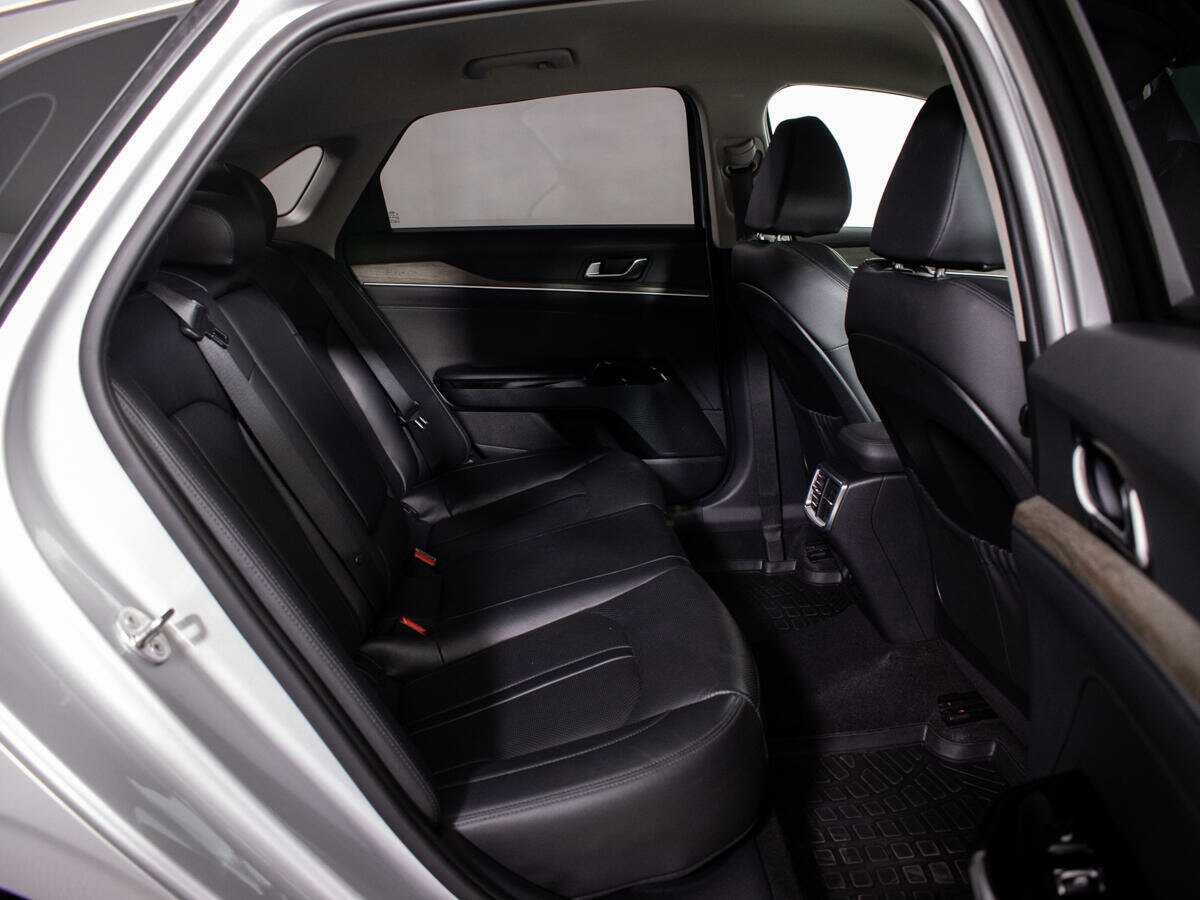 Kia K5 2020 года с пробегом. Фото: #9