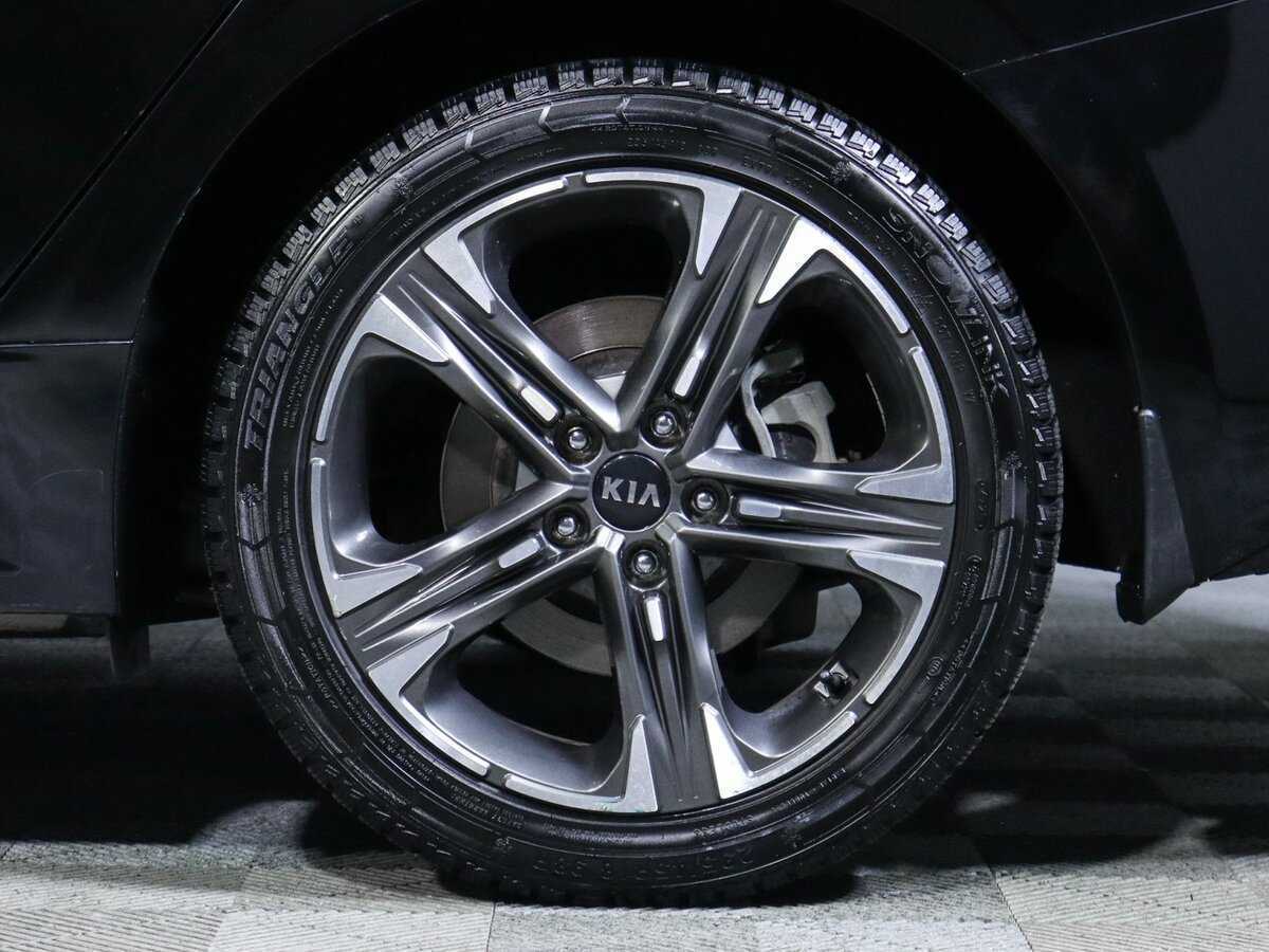 Kia K5 2021 года с пробегом. Фото: #14