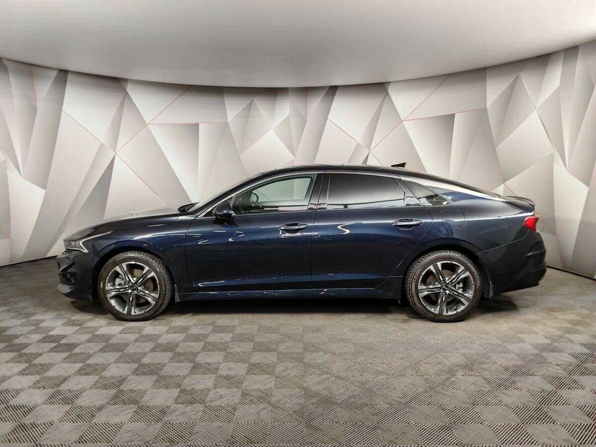 Kia K5 2021 года с пробегом. Фото: #4