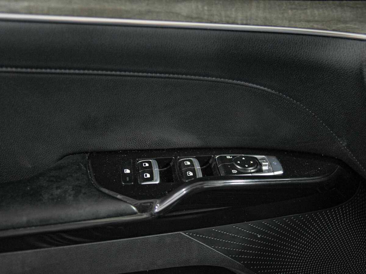 Kia K5 2021 года с пробегом. Фото: #13