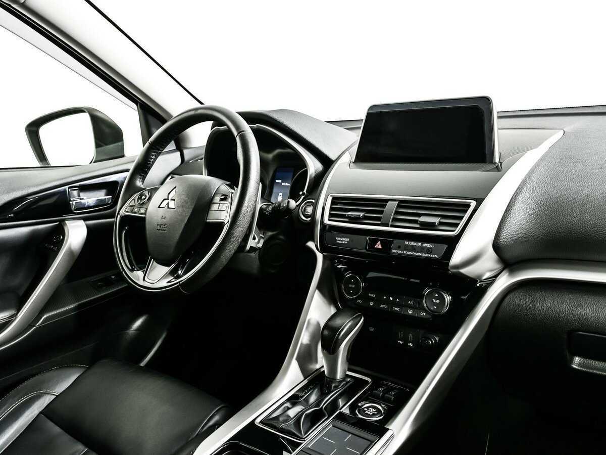 Mitsubishi Eclipse Cross 2018 года с пробегом. Фото: #8