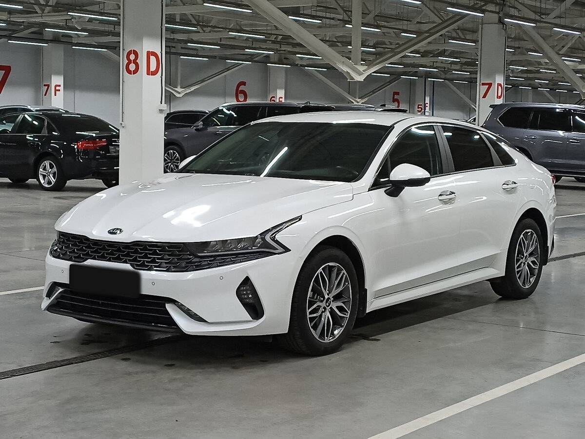 Kia K5 2021 года с пробегом. Посмотреть фото