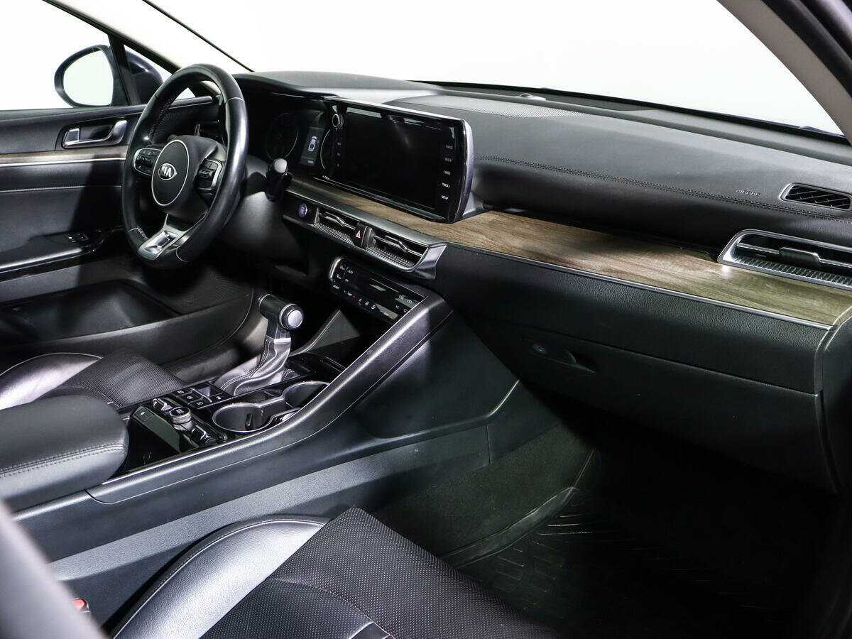 Kia K5 2020 года с пробегом. Фото: #7