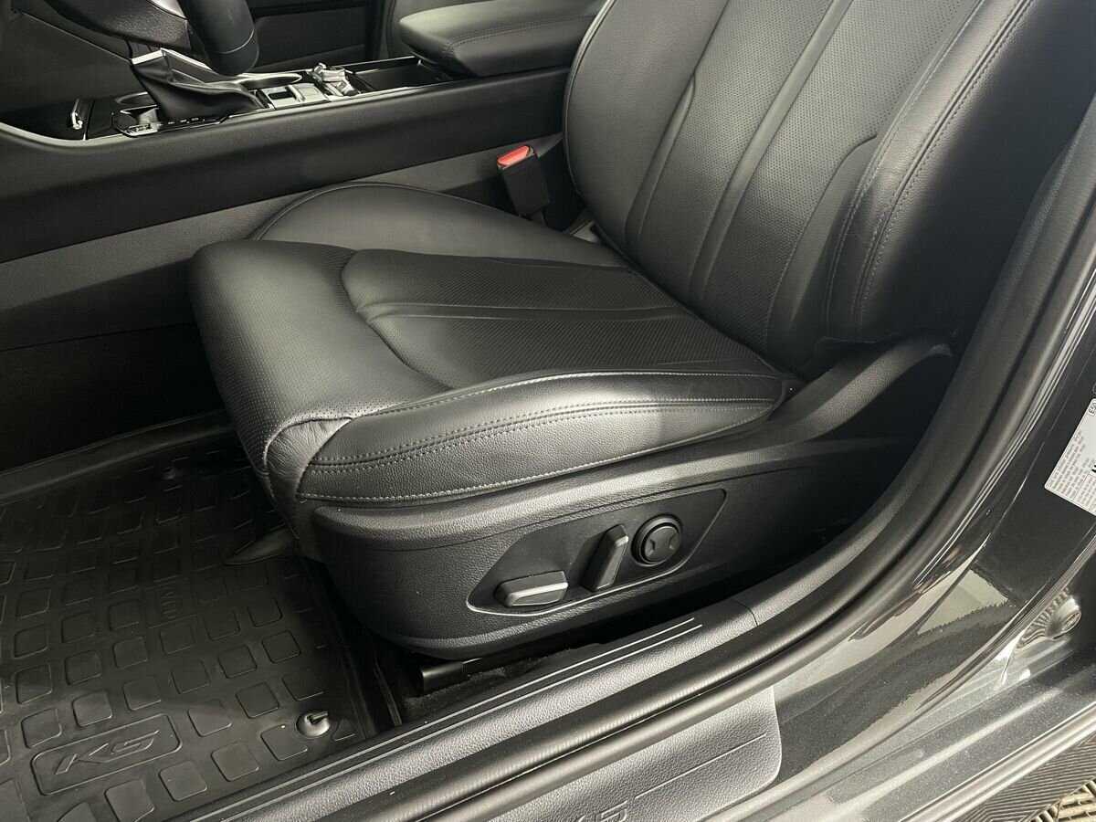 Kia K5 2021 года с пробегом. Фото: #8