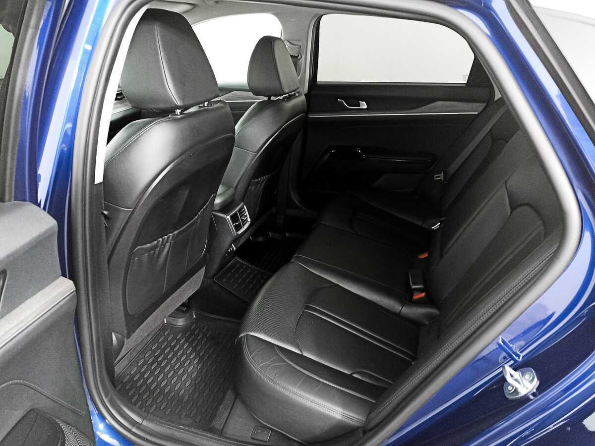 Kia K5 2021 года с пробегом. Фото: #9