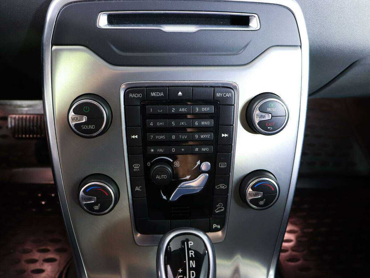 Volvo XC70 2014 года с пробегом. Фото: #16