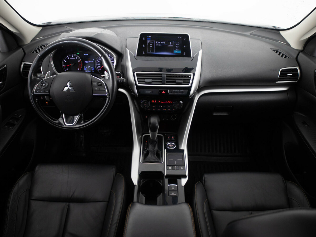 Mitsubishi Eclipse Cross 2019 года с пробегом. Фото: #6