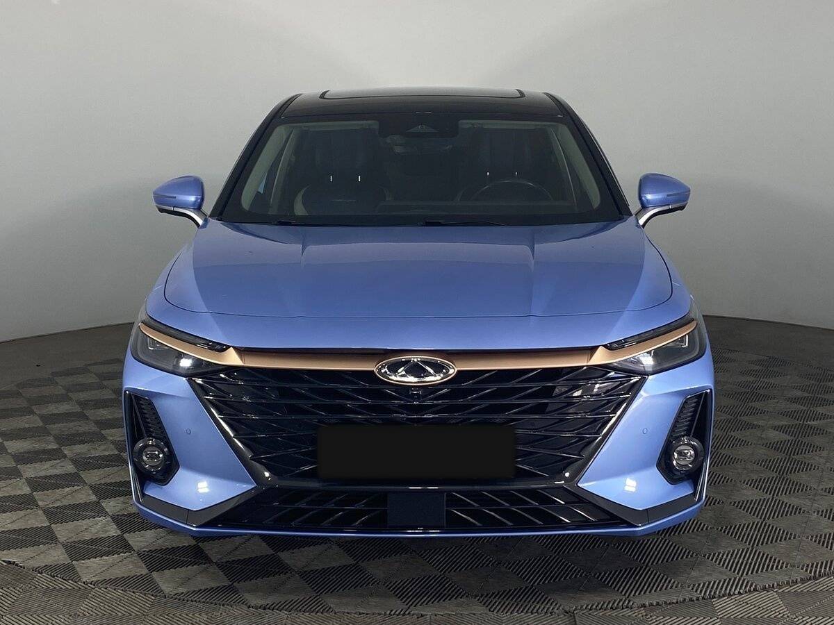 Chery Arrizo 8 2023 года с пробегом. Фото: #1