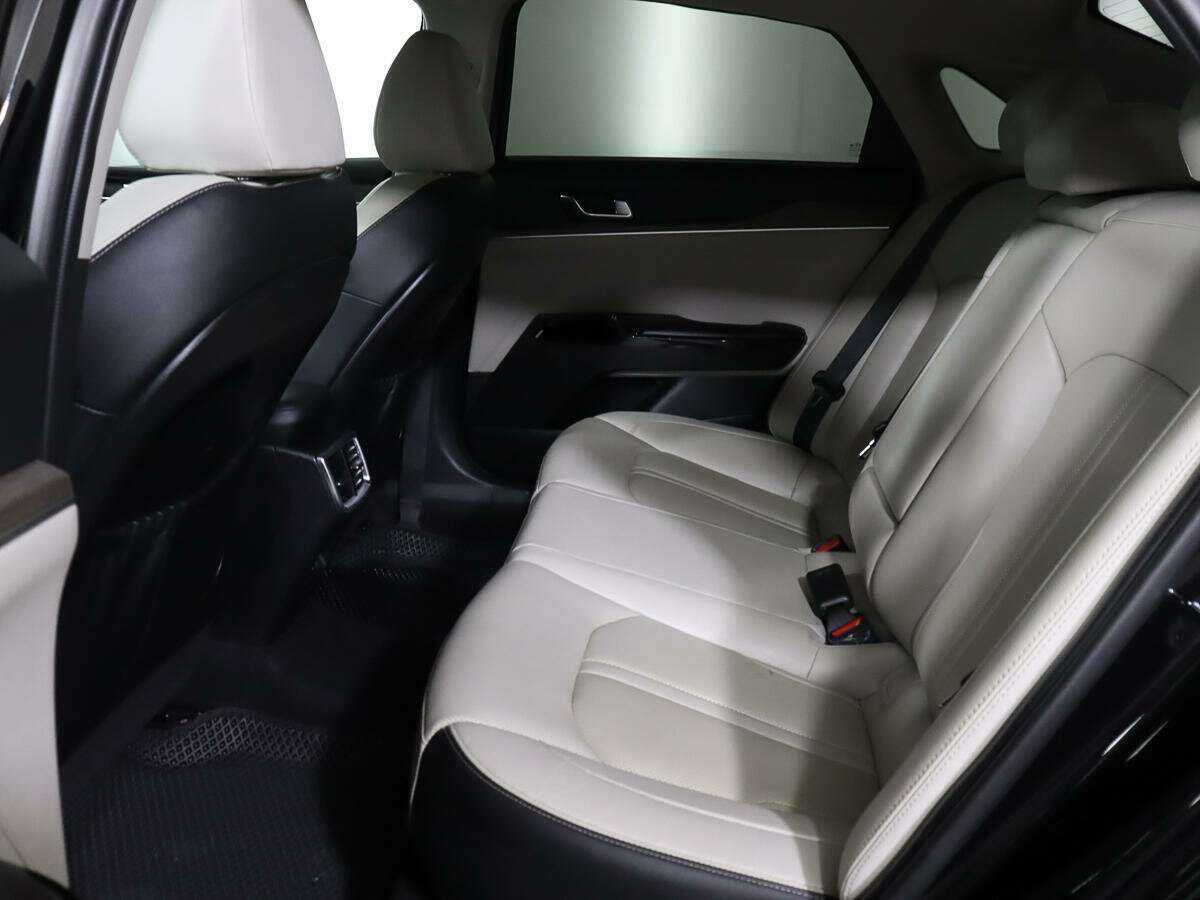 Kia K5 2020 года с пробегом. Фото: #10