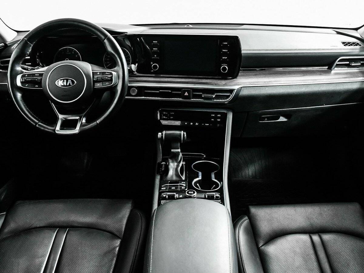 Kia K5 2020 года с пробегом. Фото: #10