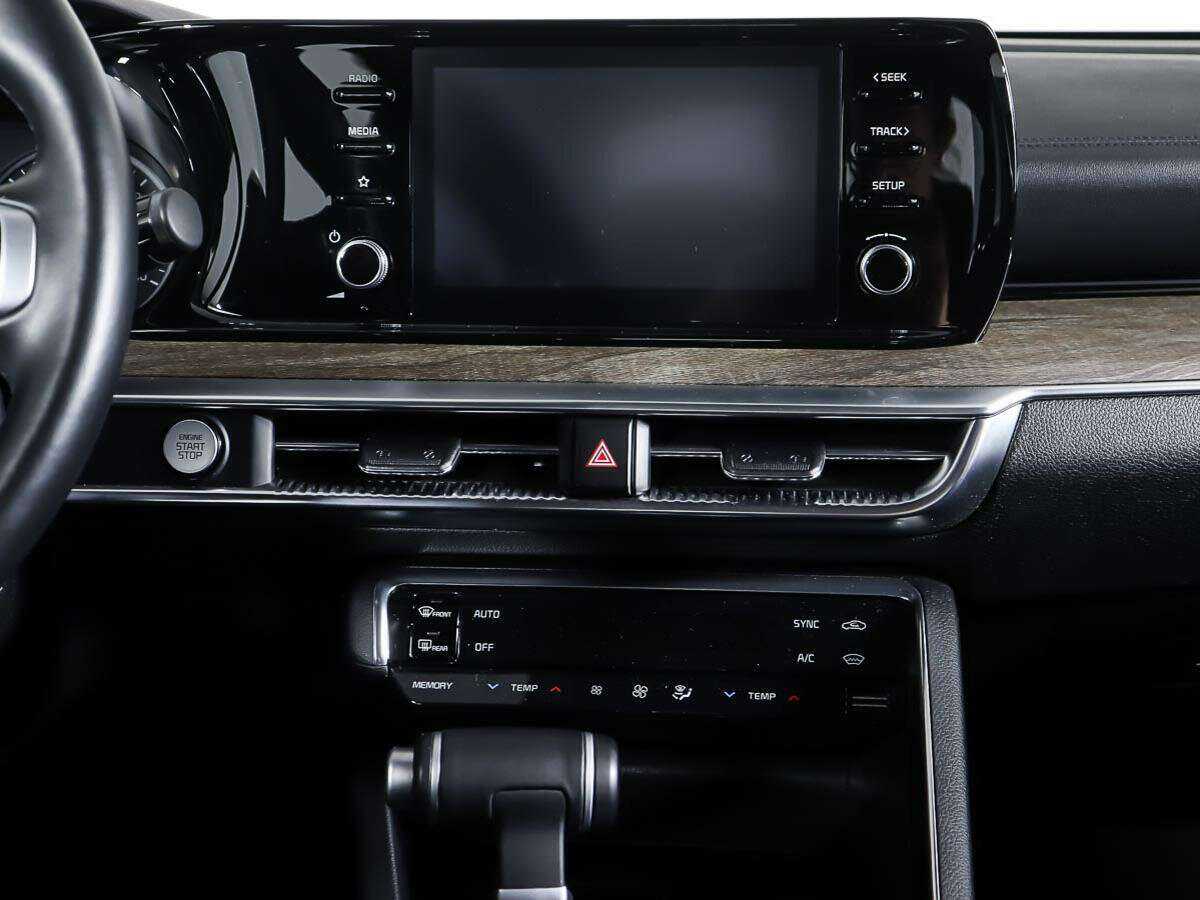 Kia K5 2021 года с пробегом. Фото: #11