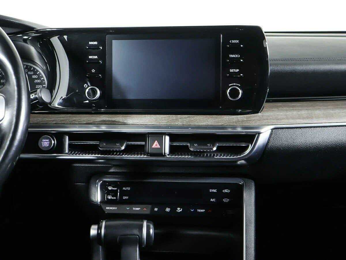 Kia K5 2020 года с пробегом. Фото: #11