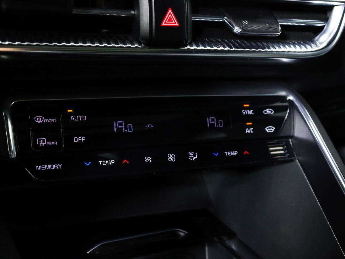 Kia K5 2021 года с пробегом. Фото: #16