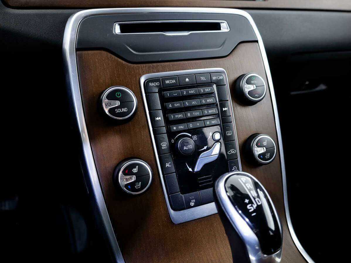 Volvo XC70 2014 года с пробегом. Фото: #16