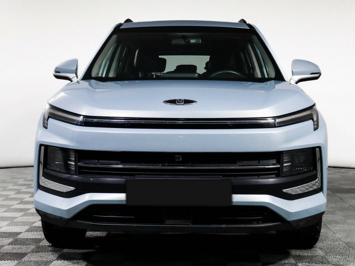 Москвич 3 2023 года с пробегом. Фото: #1