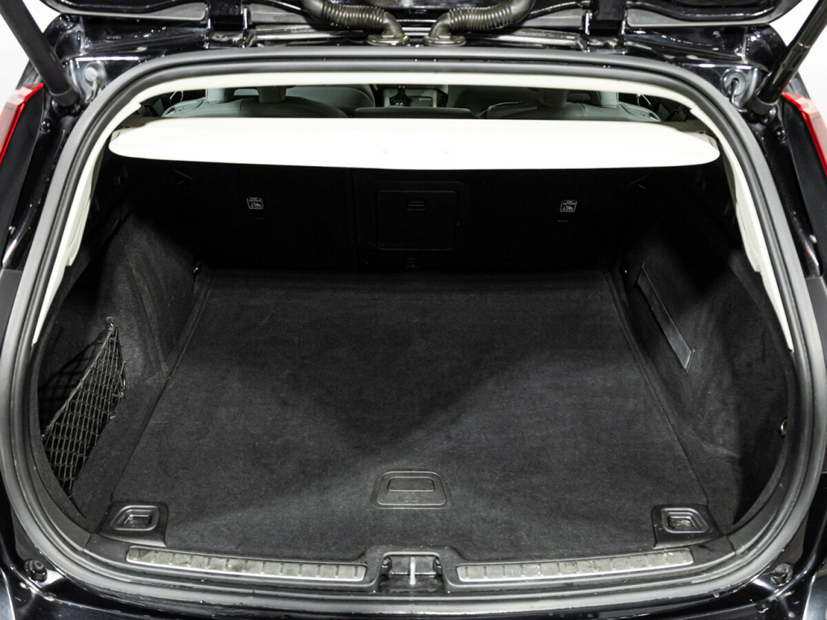 Volvo V60 2018 года с пробегом. Фото: #21