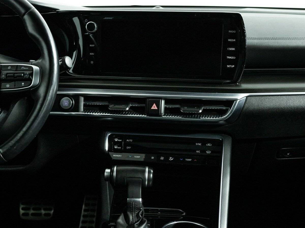 Kia K5 2021 года с пробегом. Фото: #13