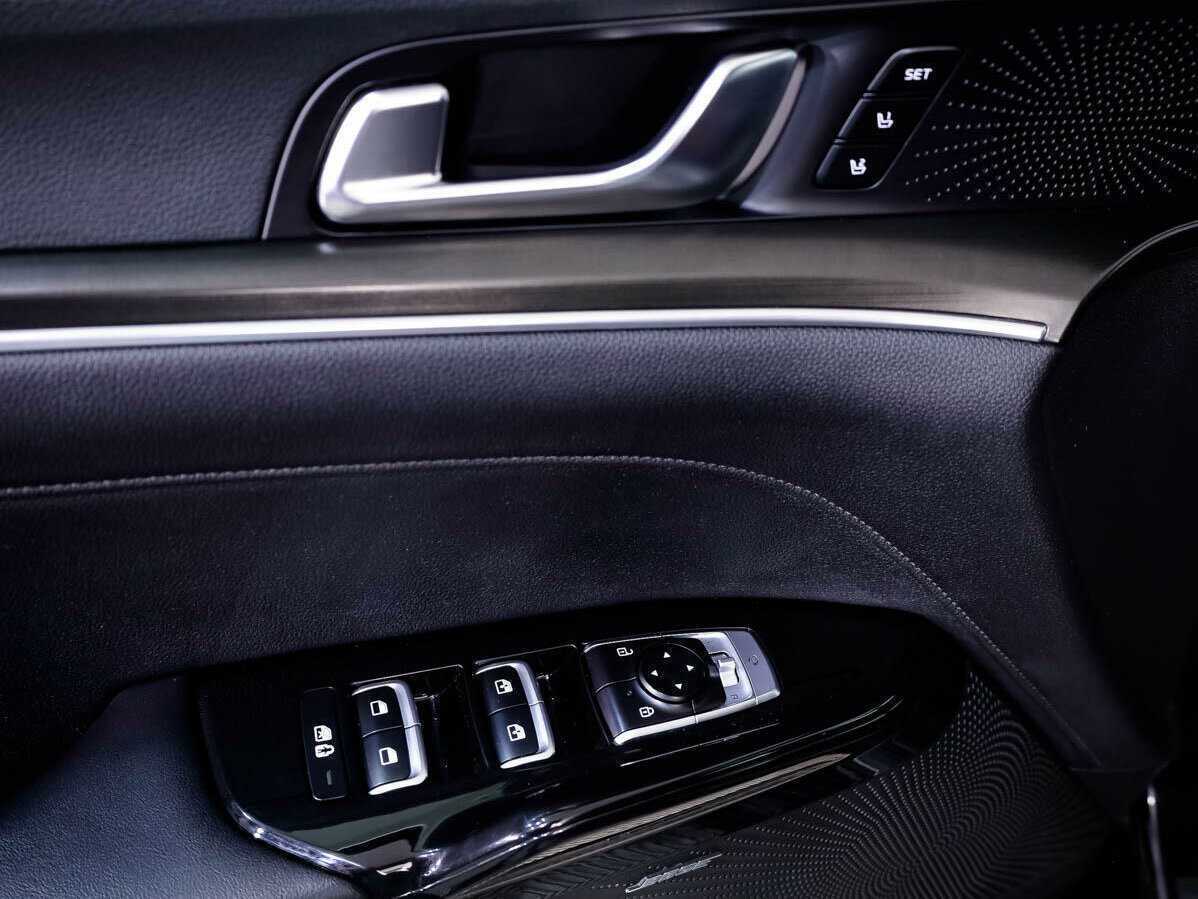 Kia K5 2020 года с пробегом. Фото: #16