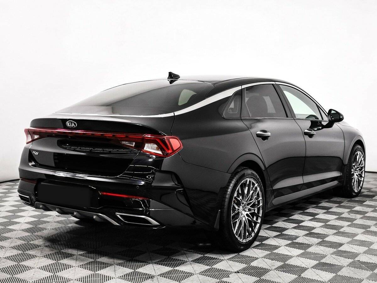Kia K5 2021 года с пробегом. Фото: #4
