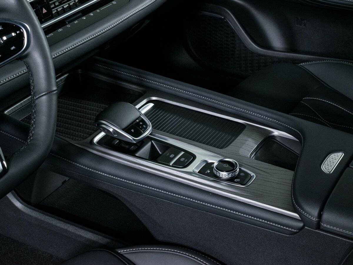 Chery Arrizo 8 2024 года с пробегом. Фото: #15