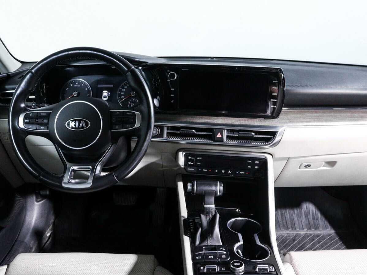 Kia K5 2021 года с пробегом. Фото: #9