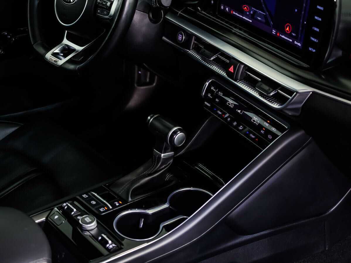 Kia K5 2021 года с пробегом. Фото: #24