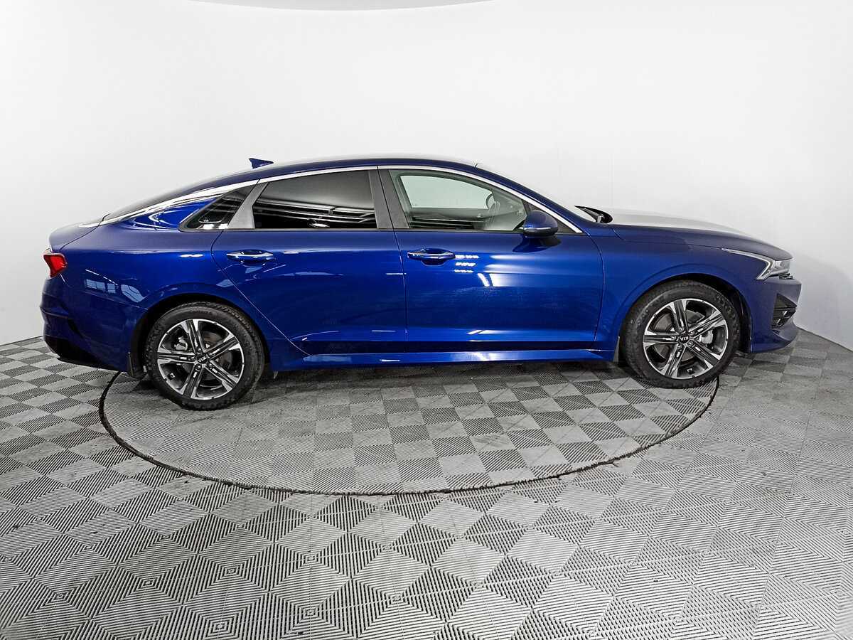 Kia K5 2021 года с пробегом. Фото: #3