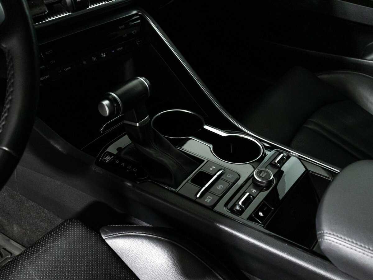 Kia K5 2021 года с пробегом. Фото: #17