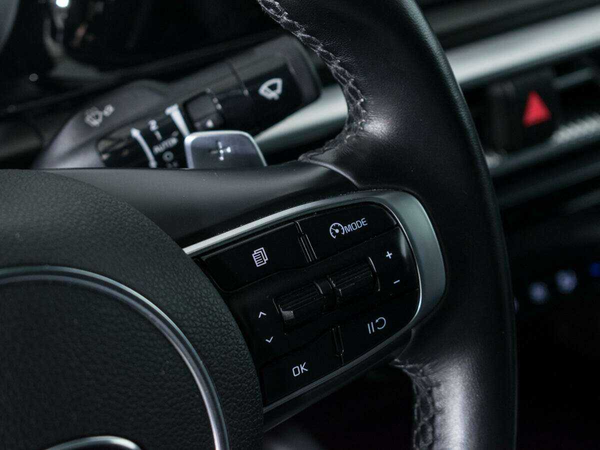 Kia K5 2021 года с пробегом. Фото: #17