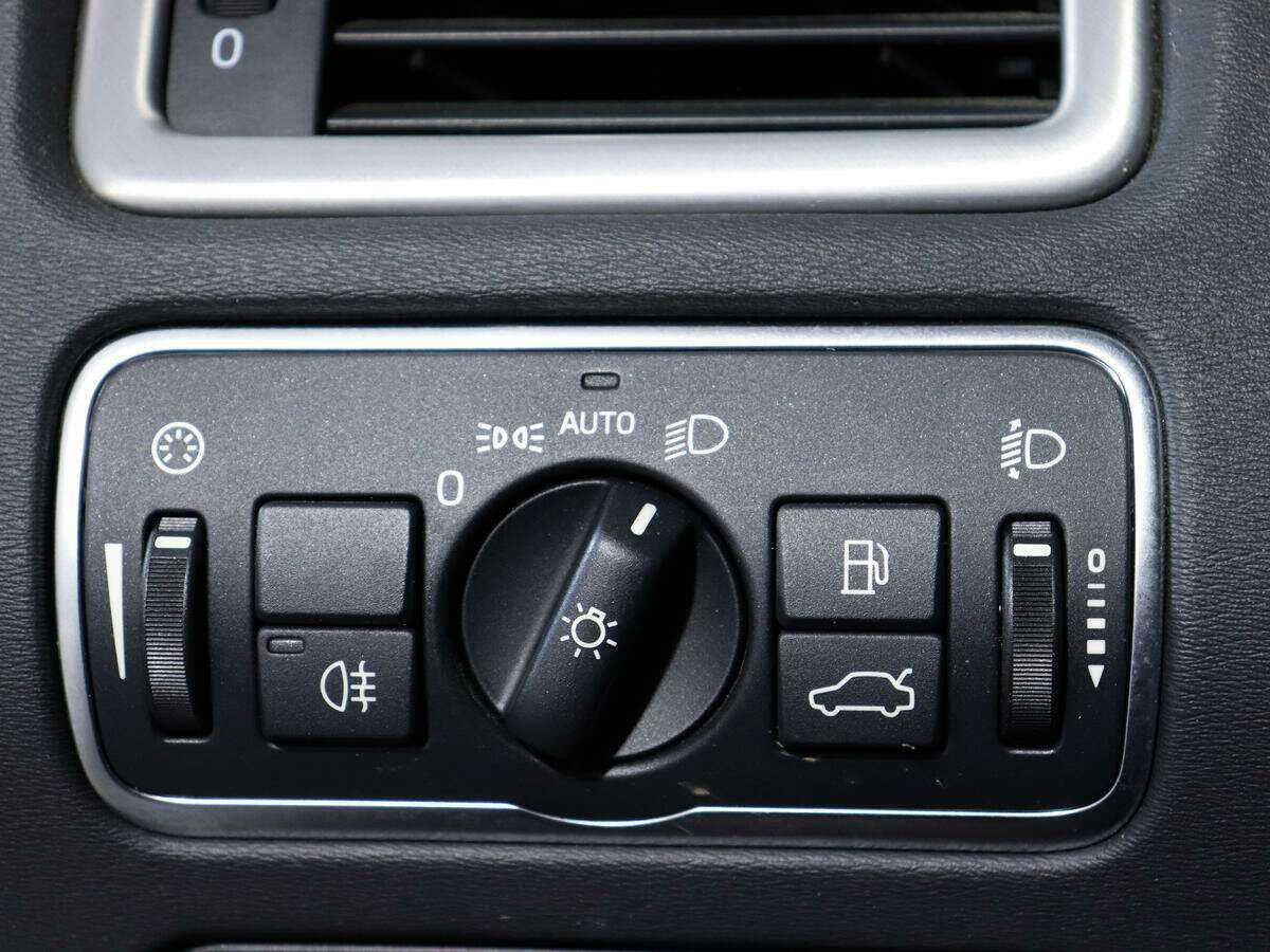 Volvo XC70 2014 года с пробегом. Фото: #13