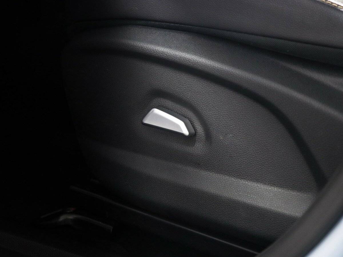 Москвич 3 2023 года с пробегом. Фото: #16