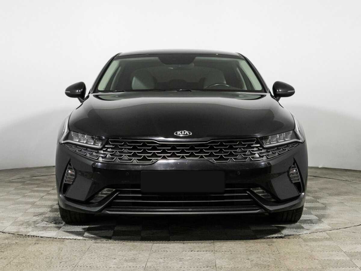 Kia K5 2021 года с пробегом. Фото: #1
