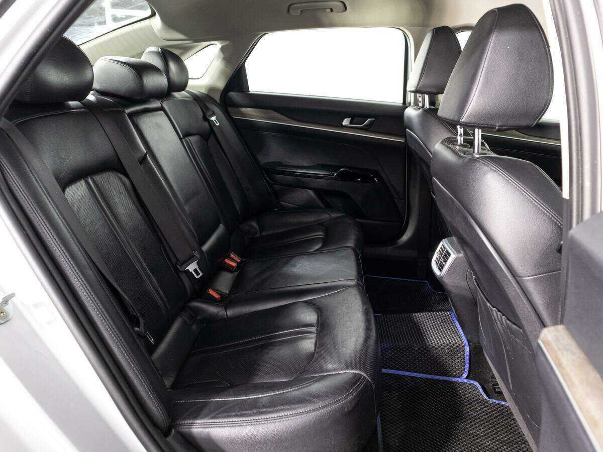 Kia K5 2021 года с пробегом. Фото: #10