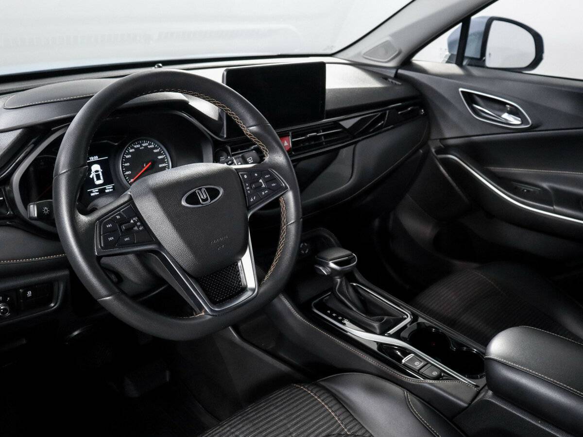 Москвич 3 2023 года с пробегом. Фото: #9