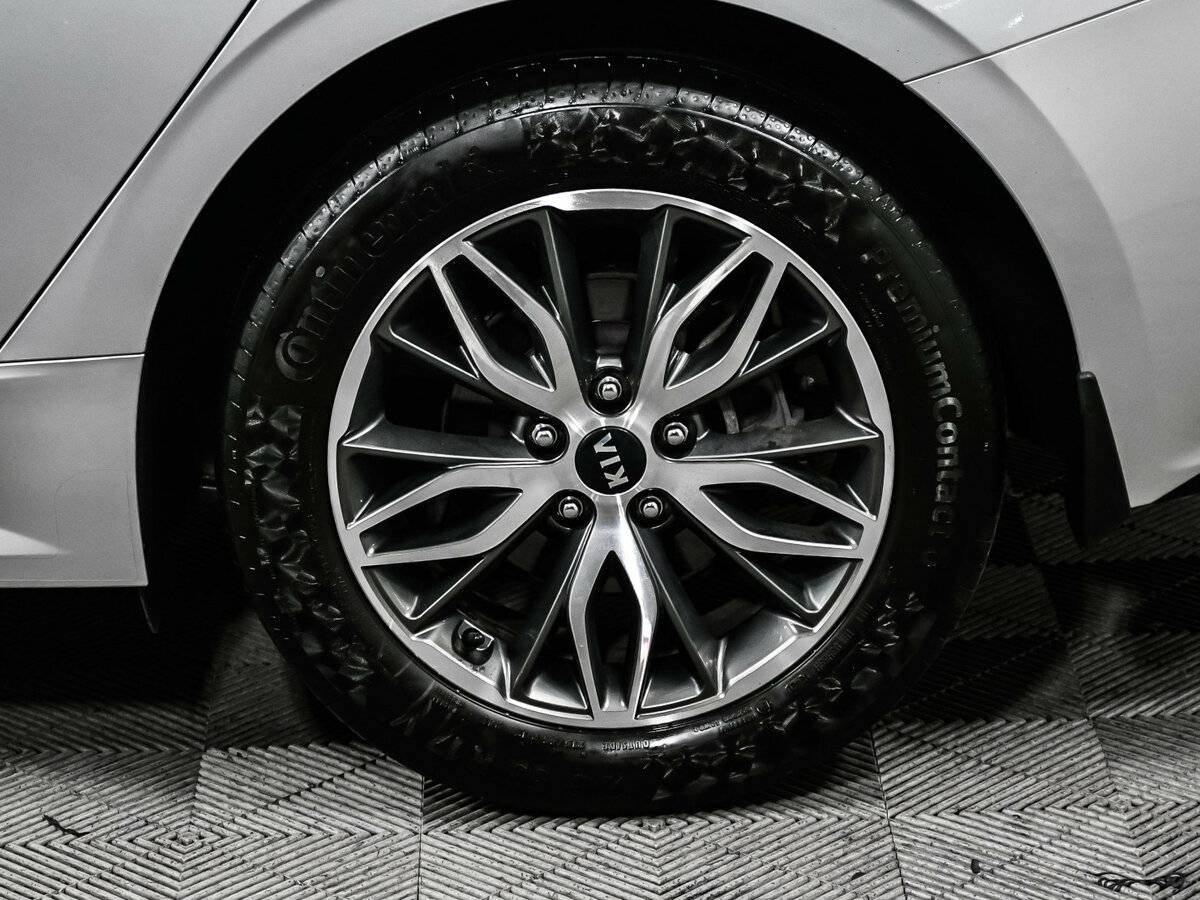 Kia K5 2021 года с пробегом. Фото: #13