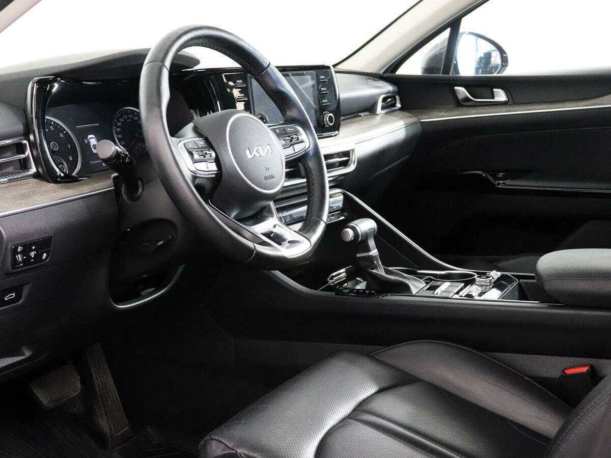 Kia K5 2022 года с пробегом. Фото: #7