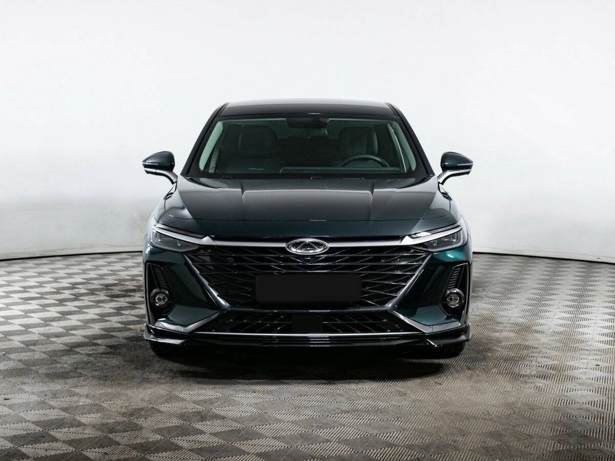 Chery Arrizo 8 2024 года с пробегом. Фото: #1