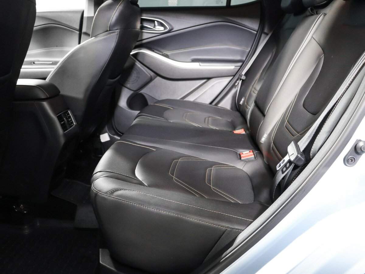 Москвич 3 2023 года с пробегом. Фото: #7