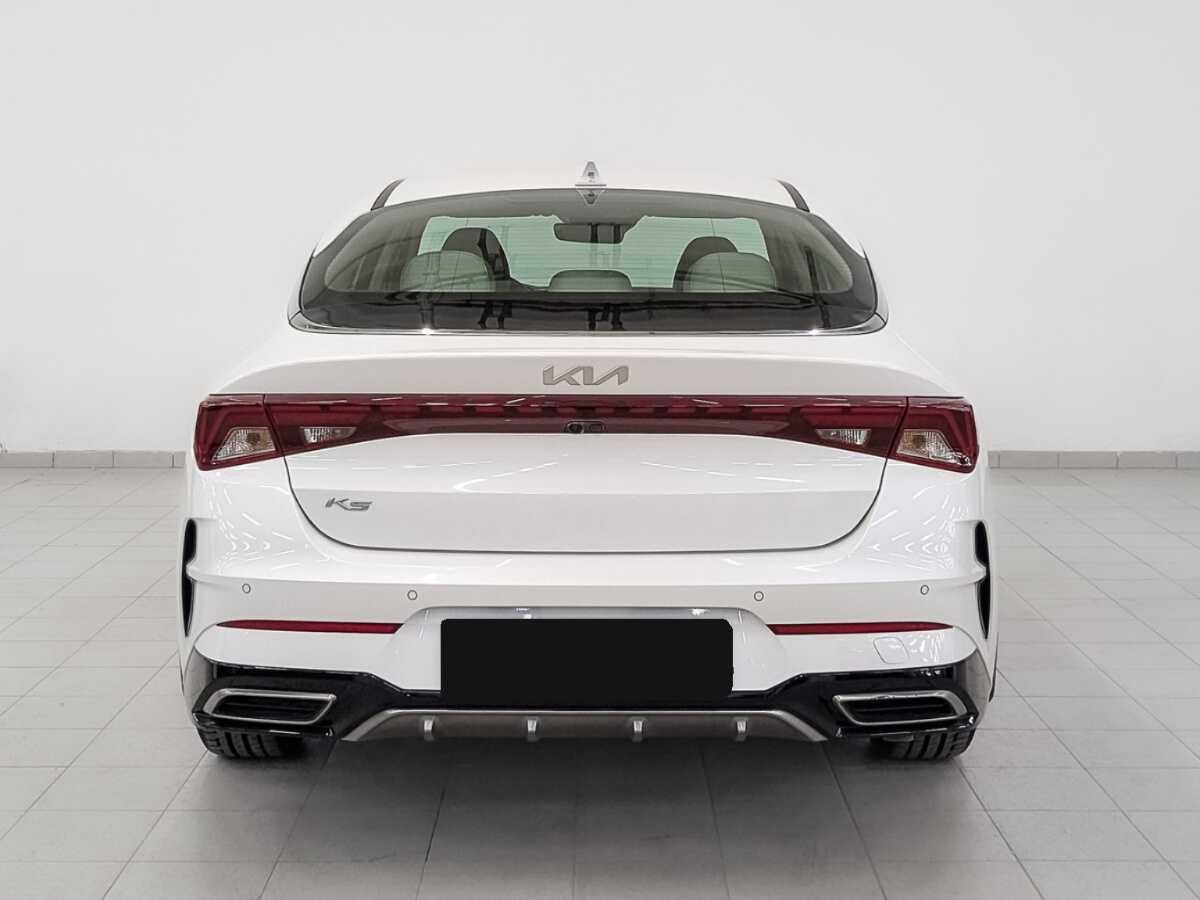 Kia K5 2022 года с пробегом. Фото: #5